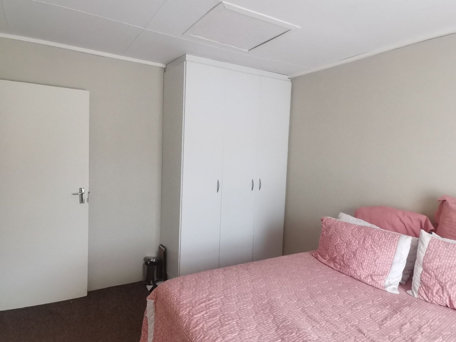 2 Bedroom Property for Sale in Walmer Link Eastern Cape